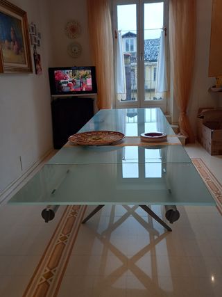 Tavolo in cristallo design DESALTO