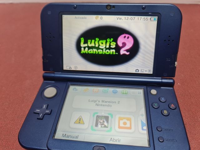 Nintendo New 3DS XL con juego