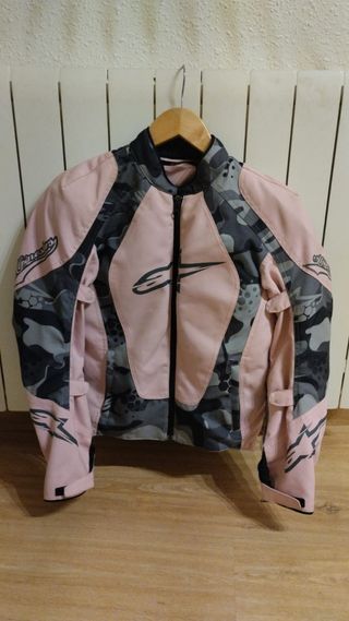 Chaqueta de moto de mujer precio negociable