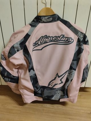 Chaqueta de moto de mujer precio negociable