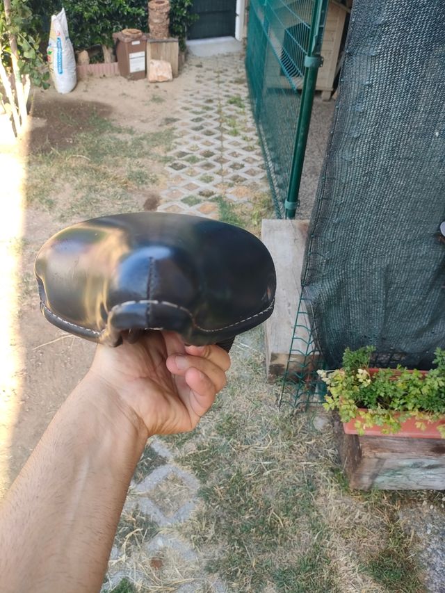 Selle vintage Montegrappa