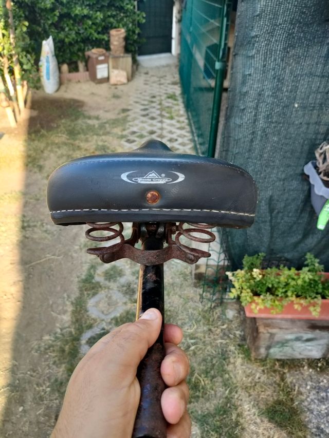 Selle vintage Montegrappa