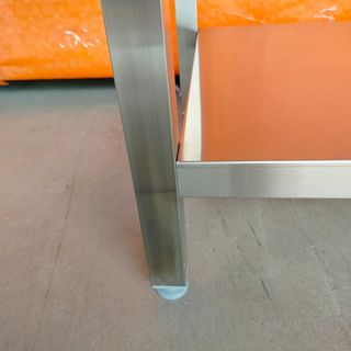 🔲 Mesa Mural de acero con 1 Estante