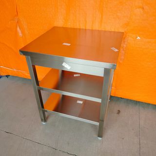 🔲 Mesa Central de acero con 2 Estantes
