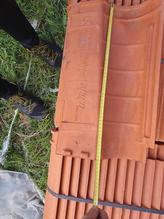 Tejas mixta oliva y cumbrera