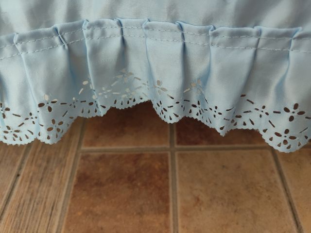 Edredón azul volante.220x142