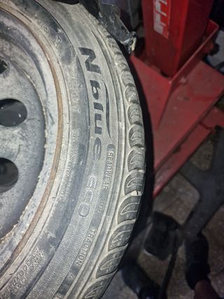 Neumaticos 165.60R14