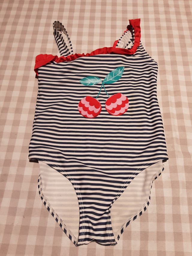 Bañador niña 7-8 años.