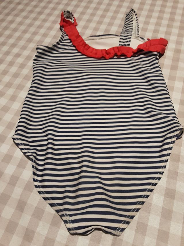 Bañador niña 7-8 años.