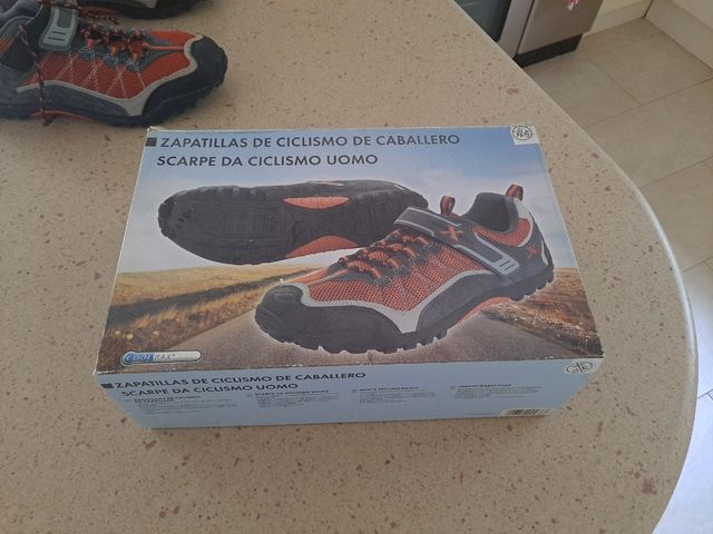 Zapatilla deporte ciclista