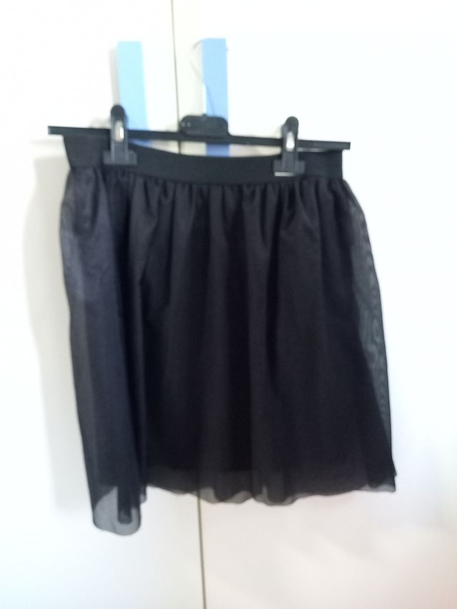 Minigonna nera con velo elasticizzata