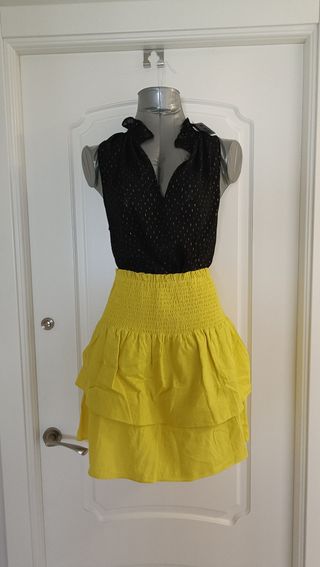 Conjunto camisa y falda nuevo