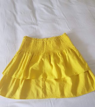 Conjunto camisa y falda nuevo