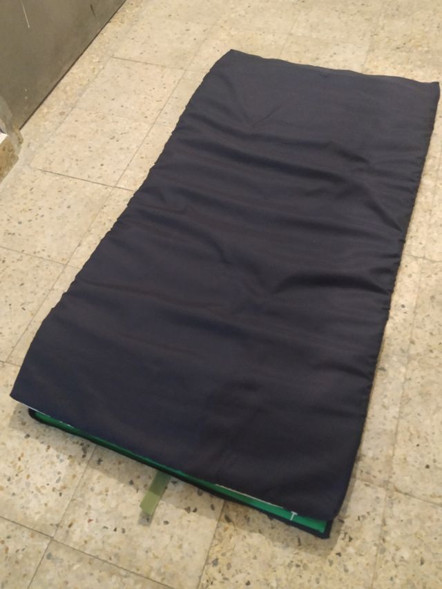 Esterilla y colchoneta niño