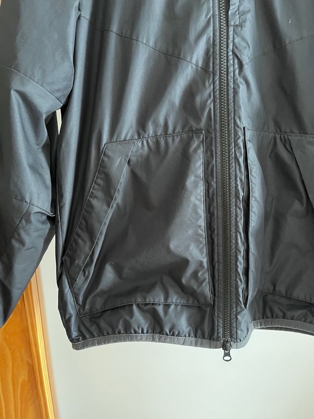 Chaqueta impermeable nike