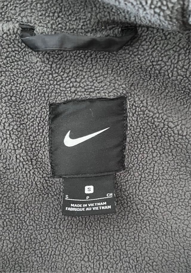 Chaqueta impermeable nike