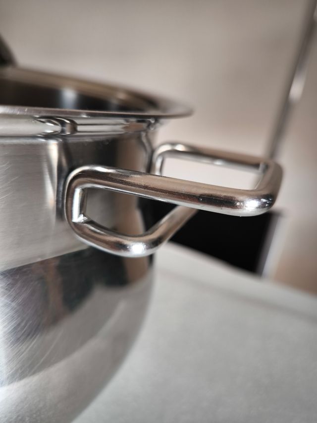 Tegame grande in acciaio