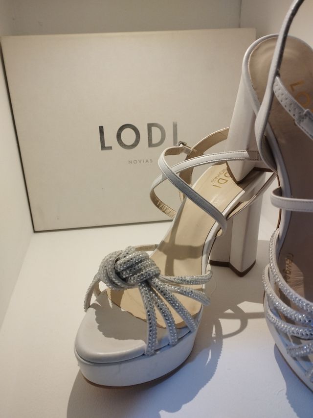 Salones blancos novia LODI