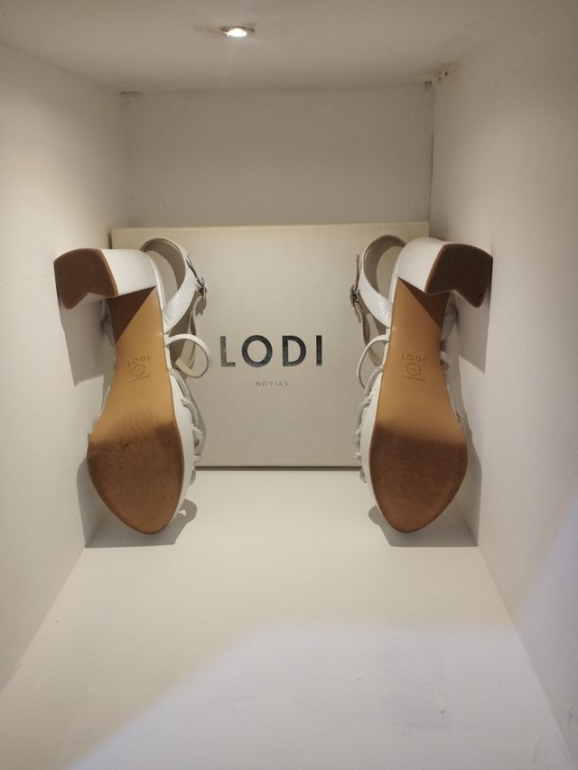 Salones blancos novia LODI