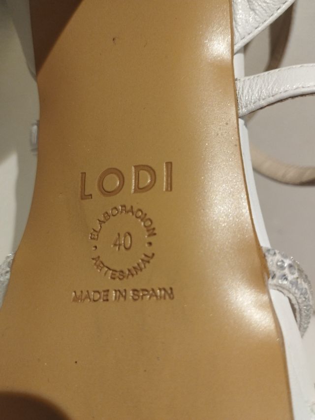 Salones blancos novia LODI