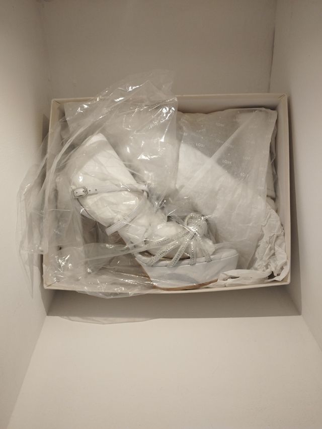 Salones blancos novia LODI