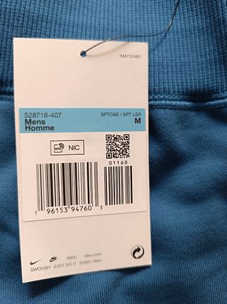 Pantalón Nike totalmente nuevo.