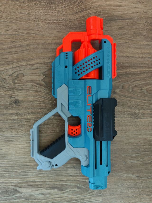 Pistola Nerf Elite 2.0 Commander