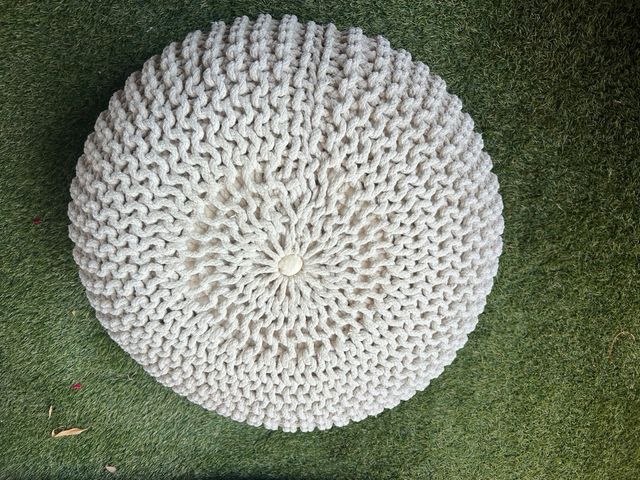 Puff Asiento o Mesita