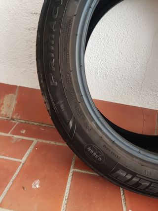 Se regala  Rueda 205/55/17 Michelin primacy 3