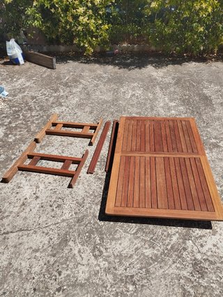 Mesa patio de madera