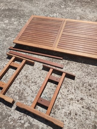Mesa patio de madera