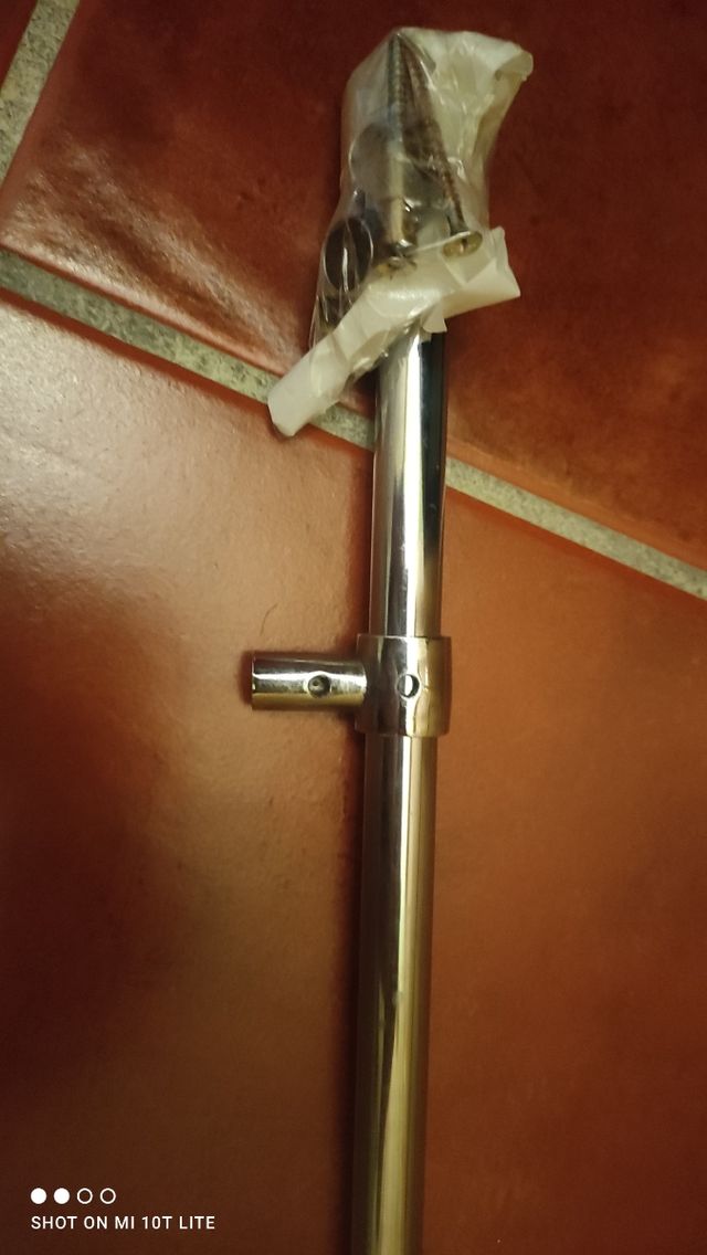 Barra colgar accesorios cocina