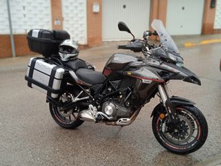 Benelli trk 502 asfáltica
