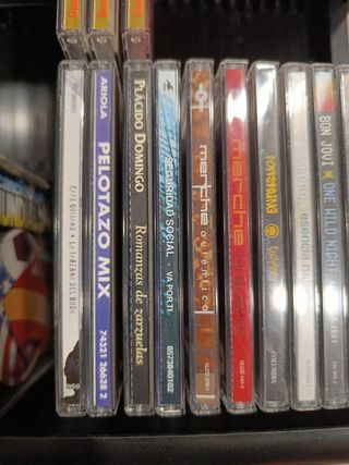 Colección de CD de segunda mano por 70 EUR en Miranda de Ebro en