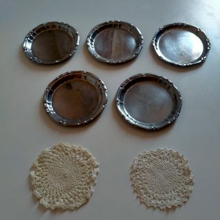 Sottobicchieri di peltro vintage