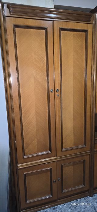 Armario/mueble de dormitorio.