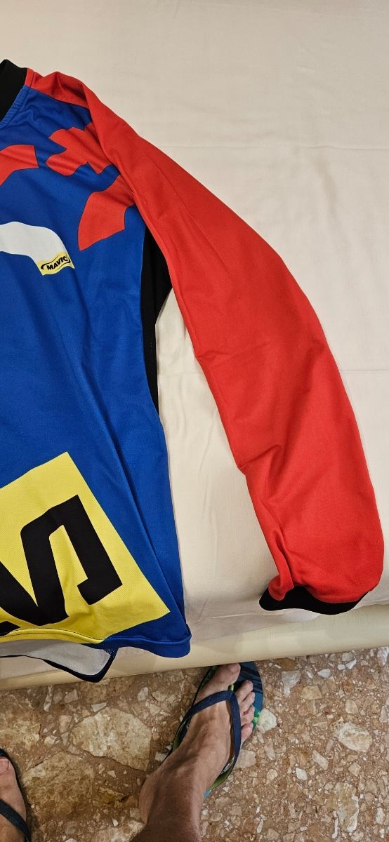 Maglia Mavic tg.L con rammendo