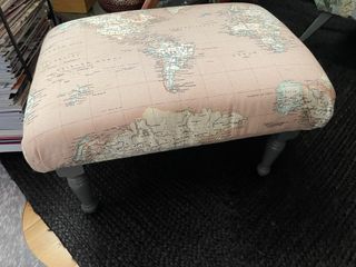 Poggiapiedi vintage molto particolare