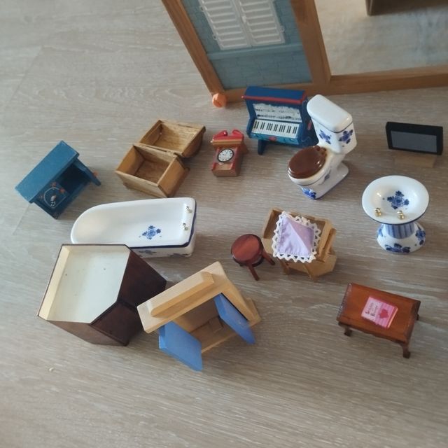 Casa de muñecas antigua madera completa