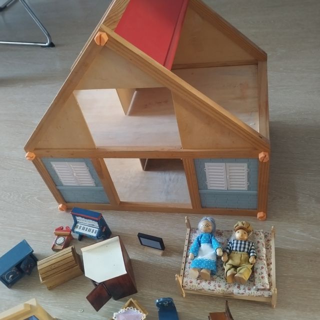 Casa de muñecas antigua madera completa