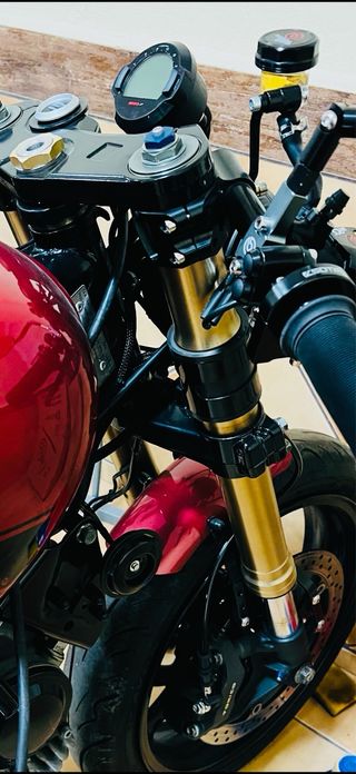 YAMAHA XV 750 CAFE RACER