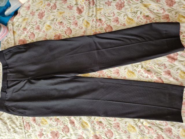 Traje Cortefiel azul oscuro talla 48