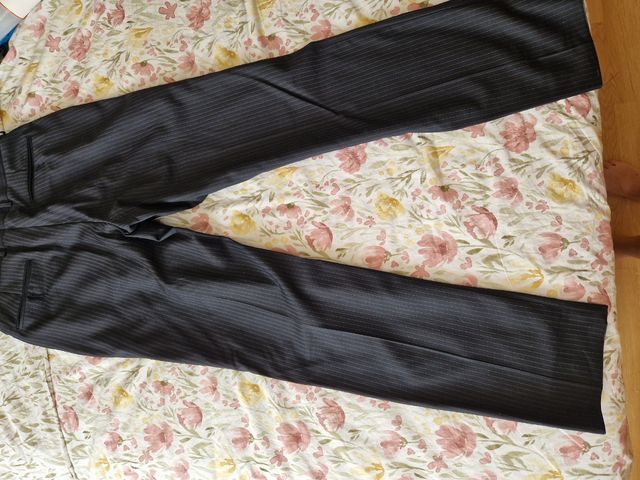 Traje Cortefiel azul oscuro talla 48