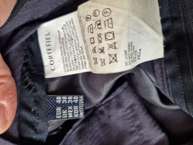 Traje Cortefiel azul oscuro talla 48