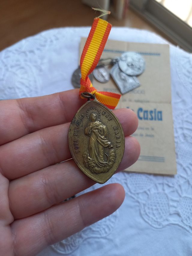 Medaglie all'inizio del secolo.