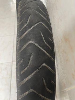 Vendo neumaticos moto 150/70R18 y 90/90-21