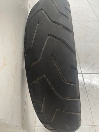 Vendo neumaticos moto 150/70R18 y 90/90-21