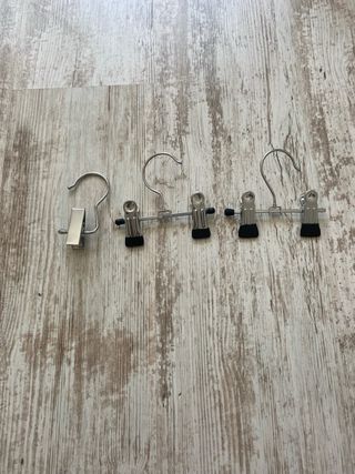 3 Perchas para pañuelos o corbatas