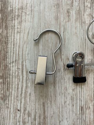 3 Perchas para pañuelos o corbatas