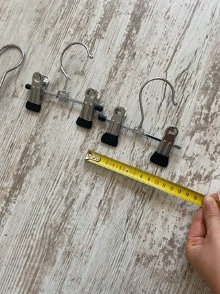 3 Perchas para pañuelos o corbatas